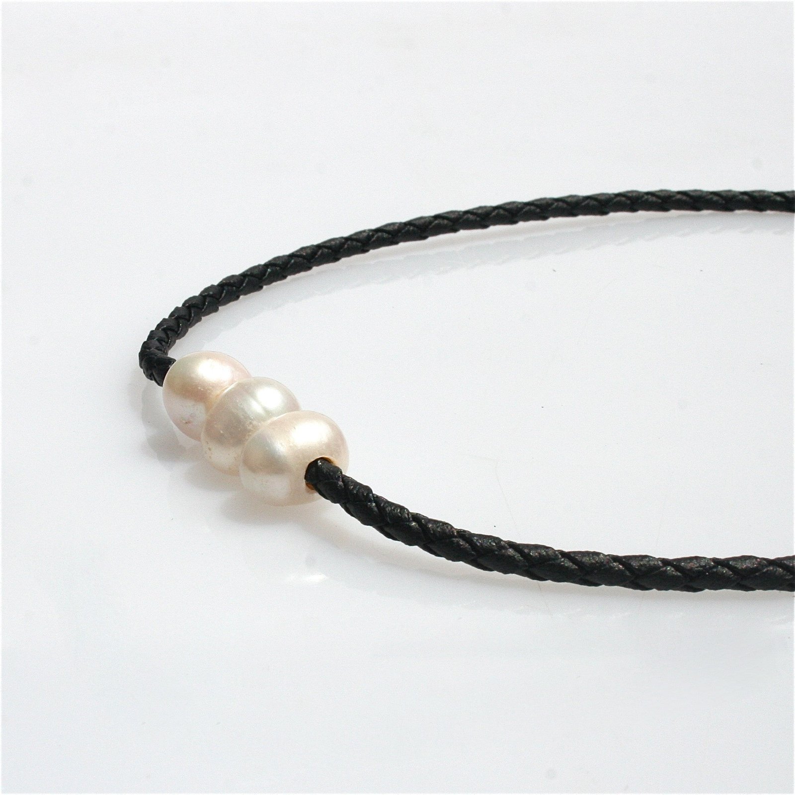pearl necklace