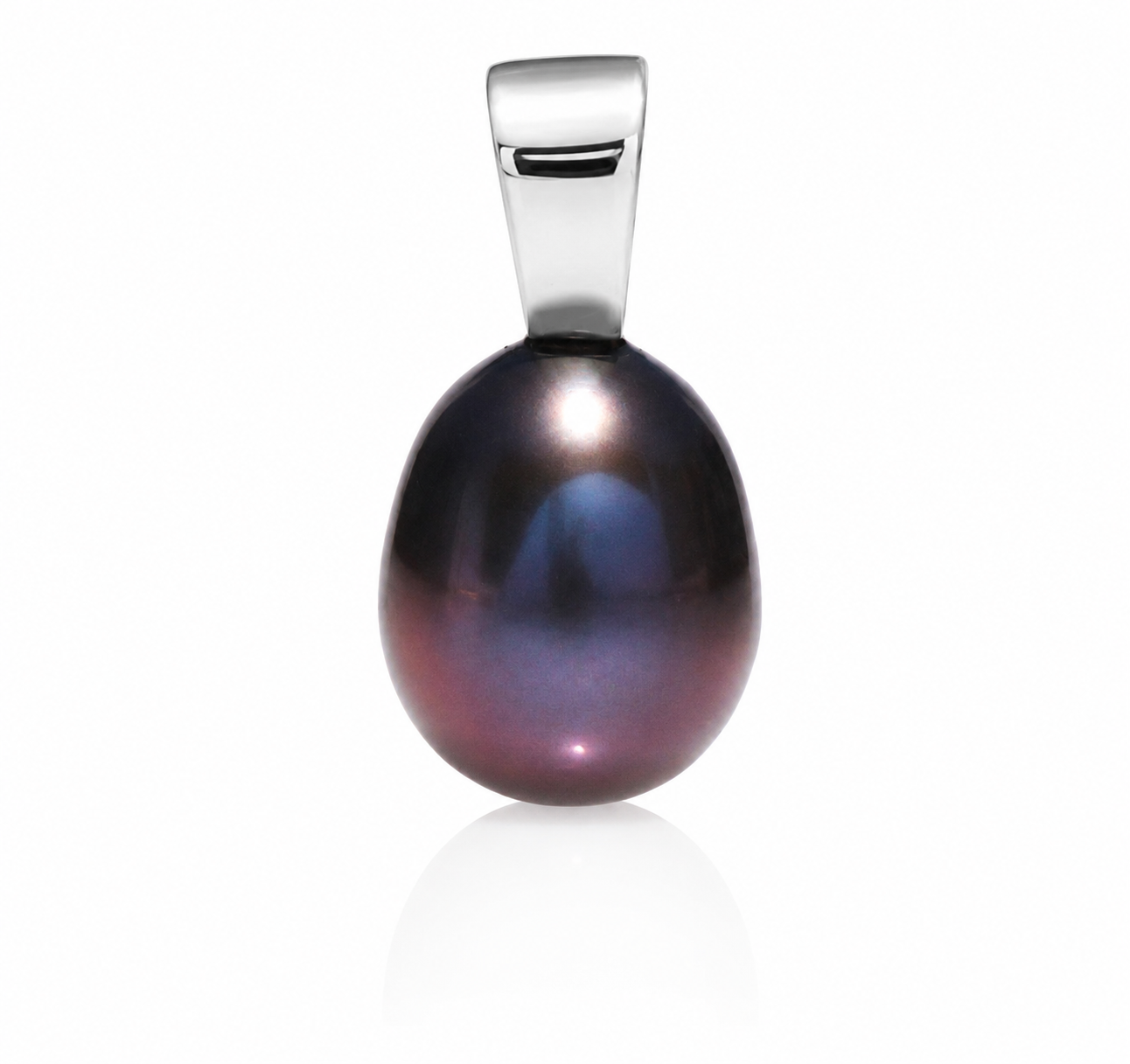Black Pearl Pendant in sterling silver featuring a genuine black freshwater pearl with a fixed bail design.