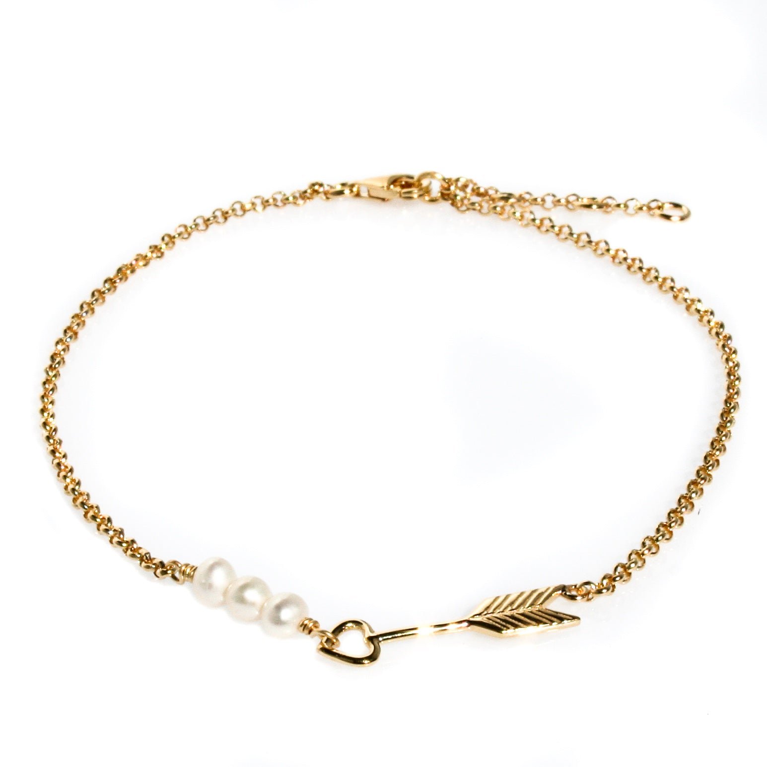 Pearl Tide Arrow anklet in gold vermeil with freshwater pearls